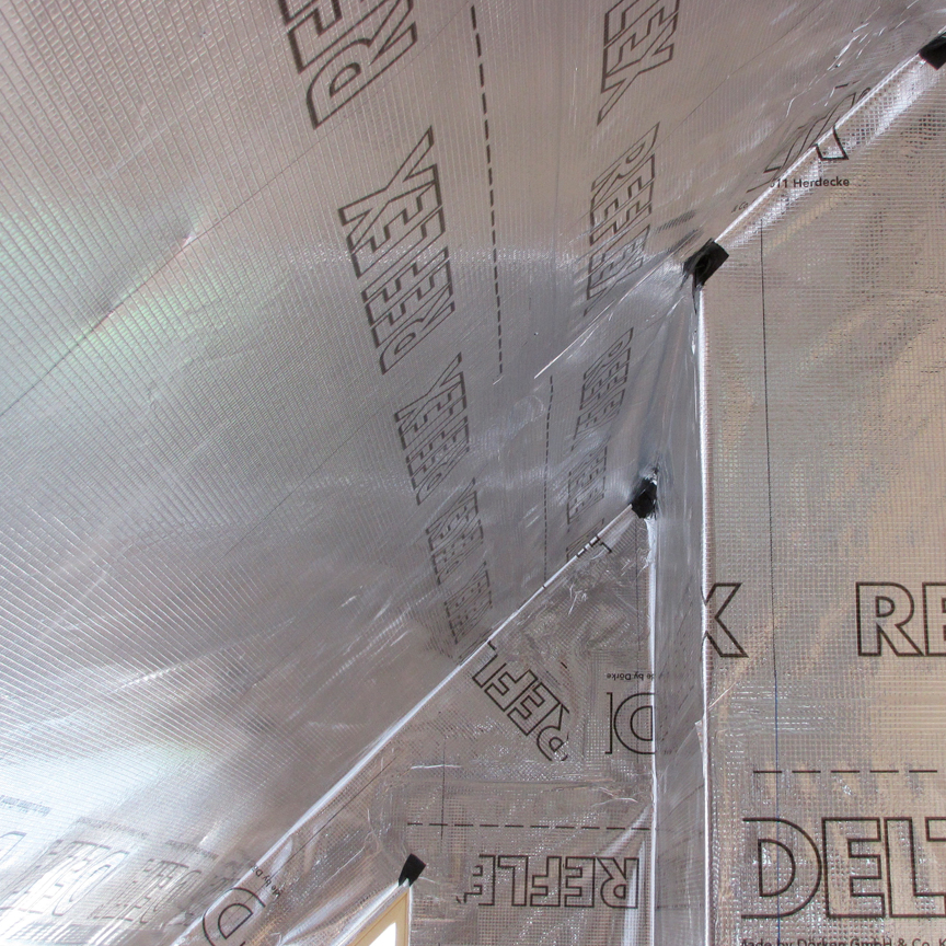 Пароизоляционная плёнка с отражающим покрытием DELTA REFLEX (75м²)